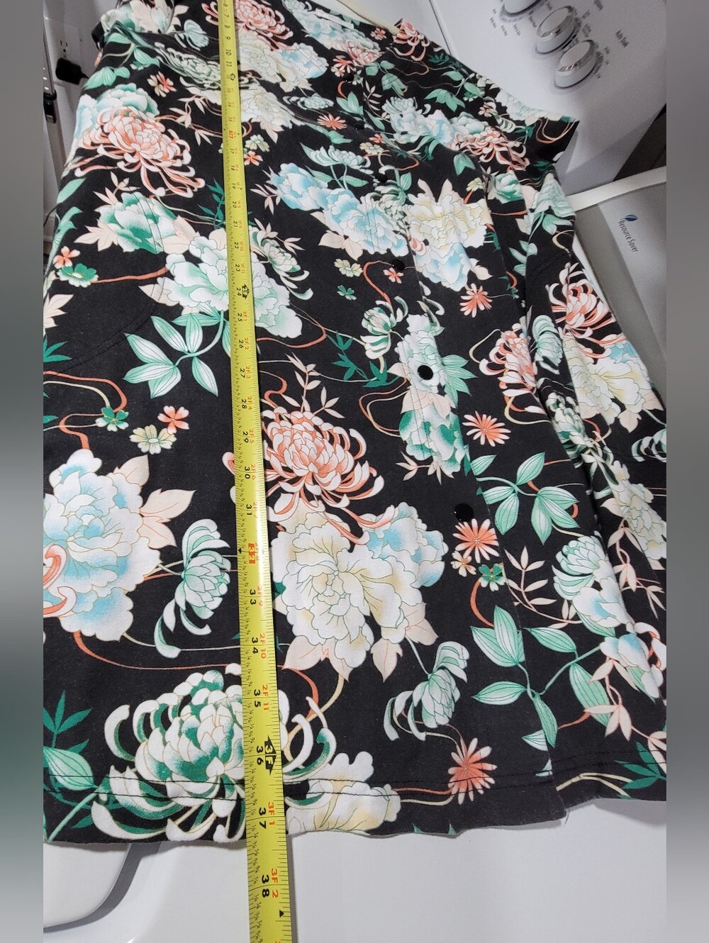 Miss Elaine Essentials Floral Button-Front Robe-Size 1X plus Gift Included. - Picture 5 of 12